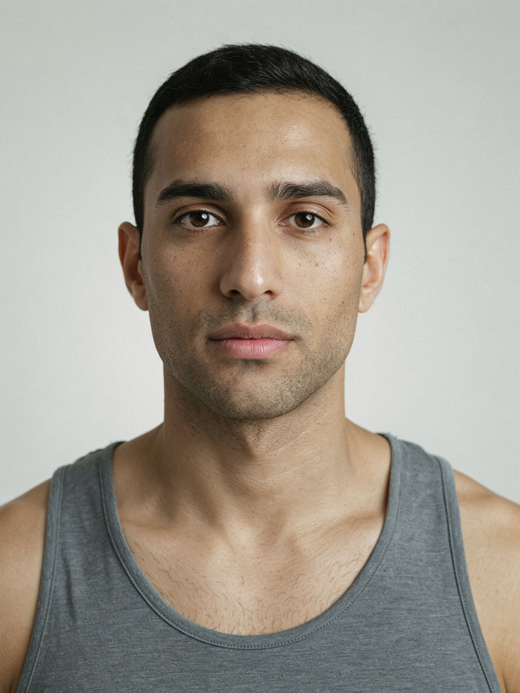 Head-and-shoulders catalog view of the athletic model