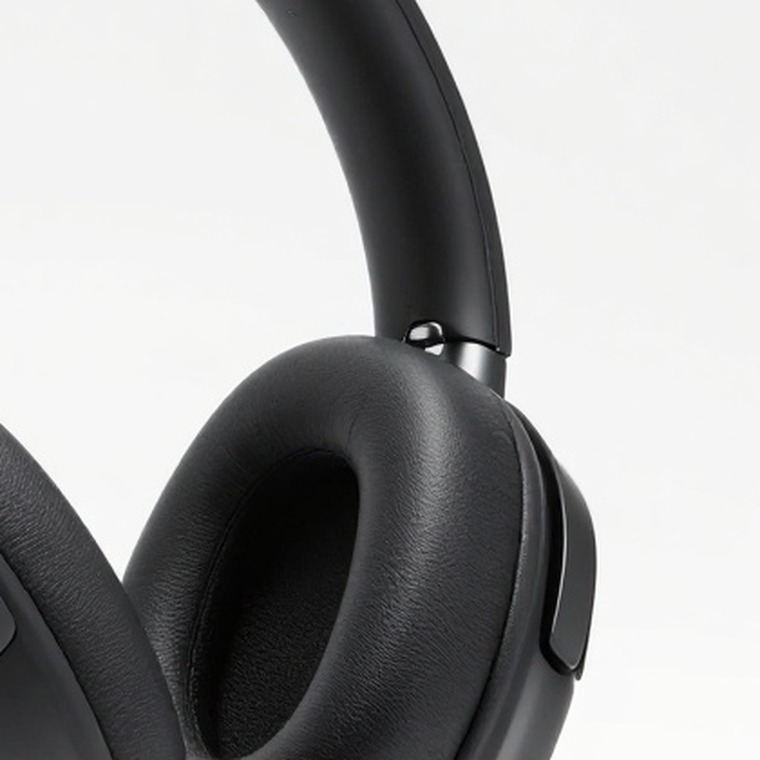 Headphones ear-cushion crop before upscaling